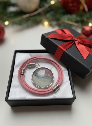 Handmade Resin Art Bracelet, Pink Cloth Cord, Modern Minimalist Jewelry