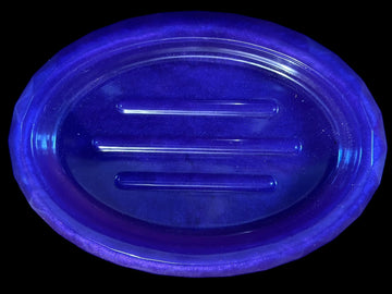 Handmade Resin Soap Dish  Drainable Oval Sink Tray  Modern Bathroom Accessory