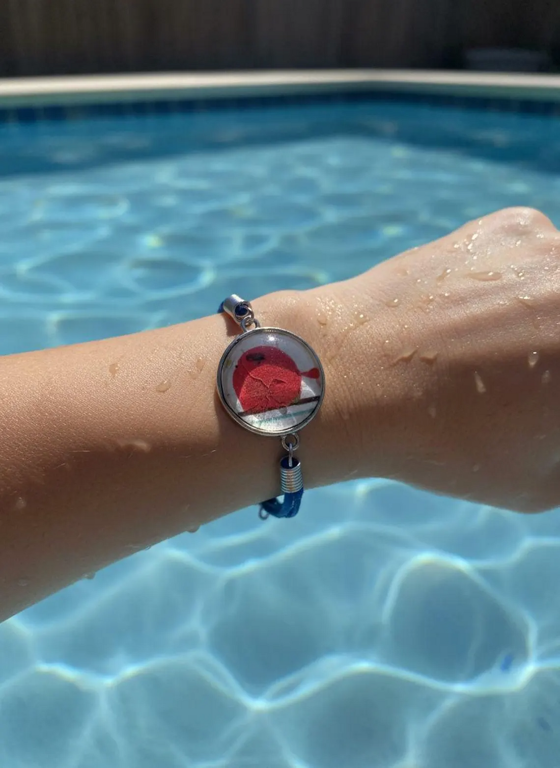 Handmade Red Cardinal Cloth Wrap Bracelet, Festive Resin Charm Jewelry, Adjustable Blue Fabric Band, Eco-Friendly Holiday Gift for Her Cat